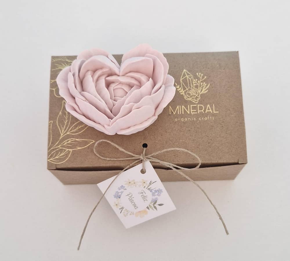 Coração em flor pequeno rosa claro - Mineral Organic Crafts