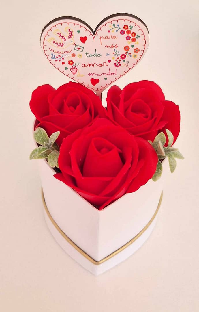 Caixa Coração Rosas Sabão - Amor