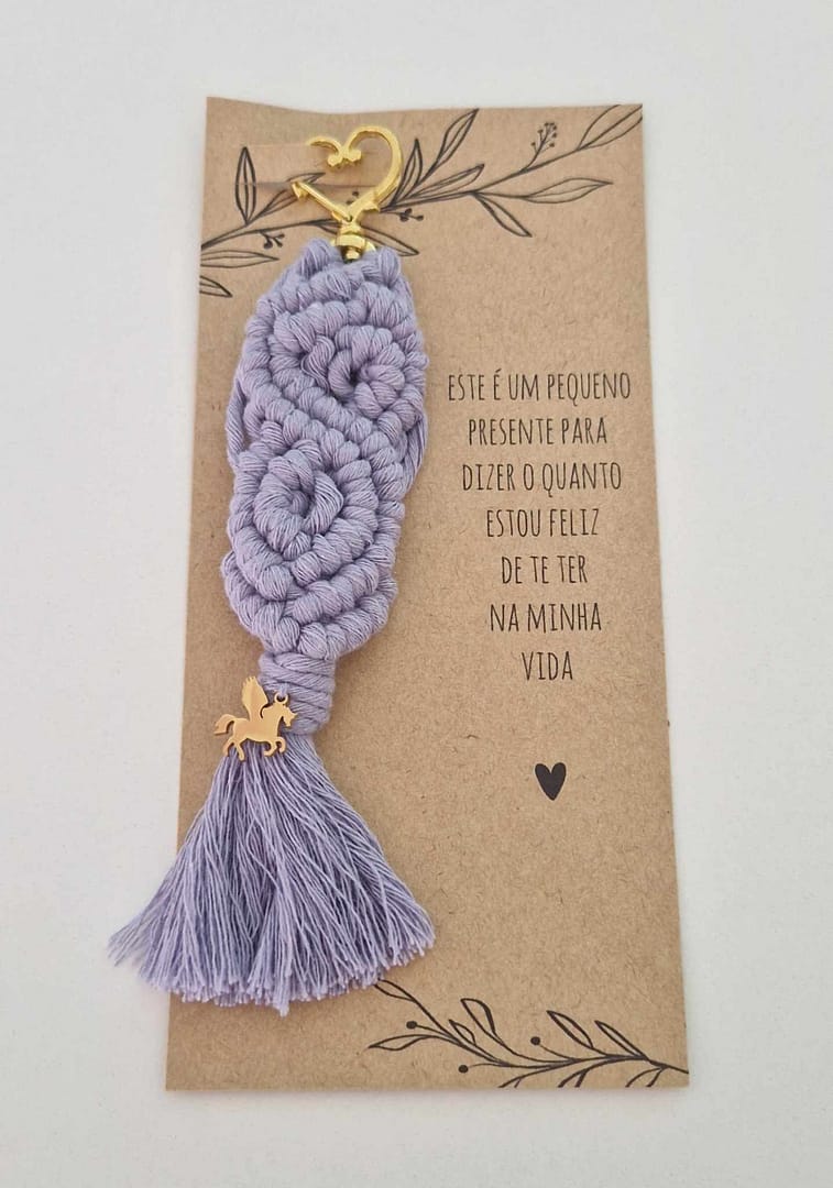 Porta chaves em macramé - Unicórnio