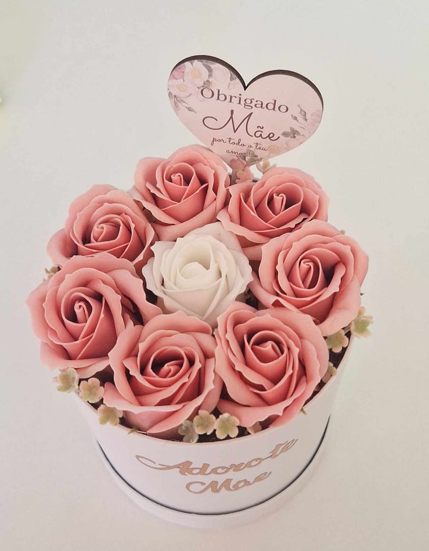 Caixa de Rosas – Obrigado mãe por todo o teu amor