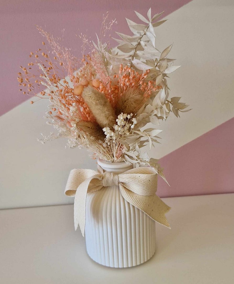 Jarrinha flores tons rosa e bege - Mineral Organic Crafts